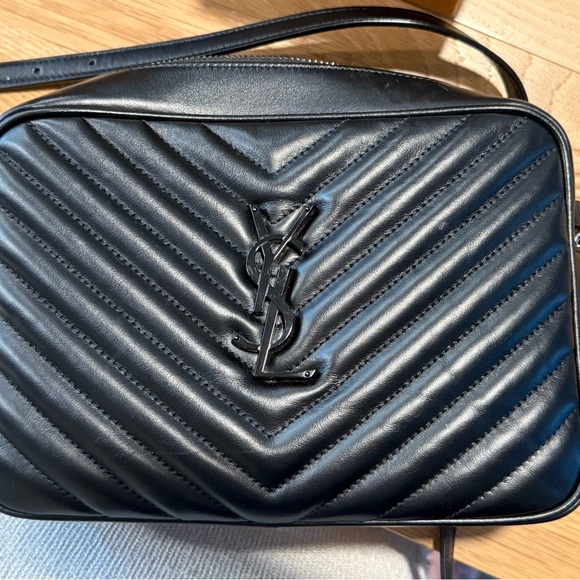 YSL Saint Laurent Lou Camera Bag Black Quilted Crossbody - Picture 5 of 8